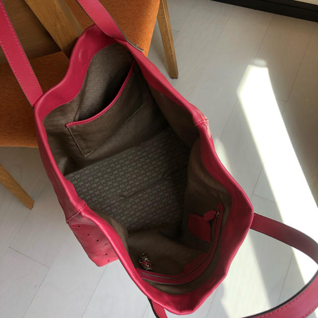 ANYA HINDMARCH(アニヤハインドマーチ)のANYA HINDMARCH トートバッグ レディースのバッグ(トートバッグ)の商品写真