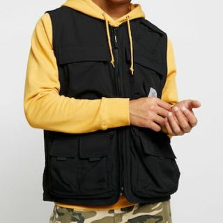 カーハート(carhartt)のcarhartt wip ベスト BLK(ベスト)