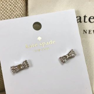 ケイトスペードニューヨーク(kate spade new york)のkatespade ケイトスペード  リボン ピアス(ピアス)