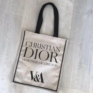 ディオール(Dior)の★英国期間限定★Dior★スケッチトートバック★V&A★グレー★キャンバス地★(トートバッグ)