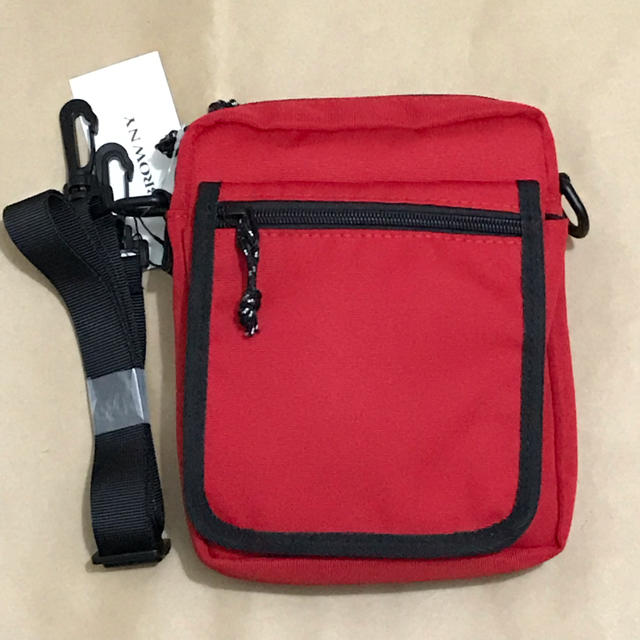 WEGO(ウィゴー)の WEGO ダブルフェイスミニショルダーバッグ 赤 レディースのバッグ(ショルダーバッグ)の商品写真