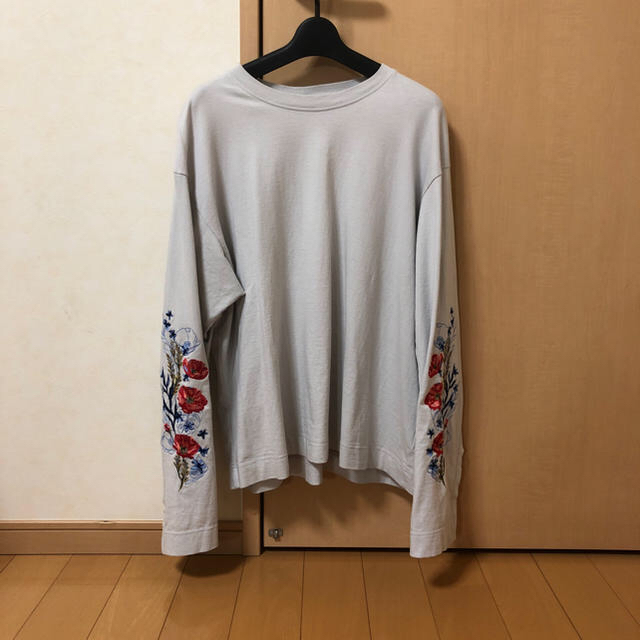 jieda フラワー刺繍 ロングTシャツ