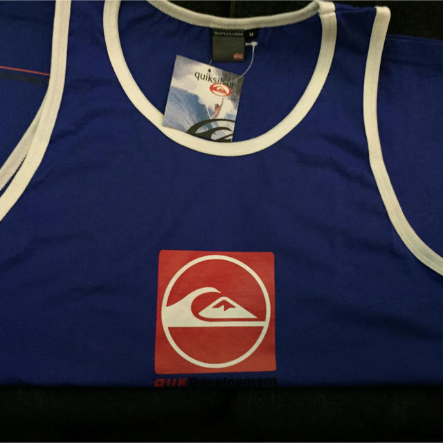 QUIKSILVER(クイックシルバー)の新品★クイックシルバー★タンクトップ ★M メンズのトップス(タンクトップ)の商品写真