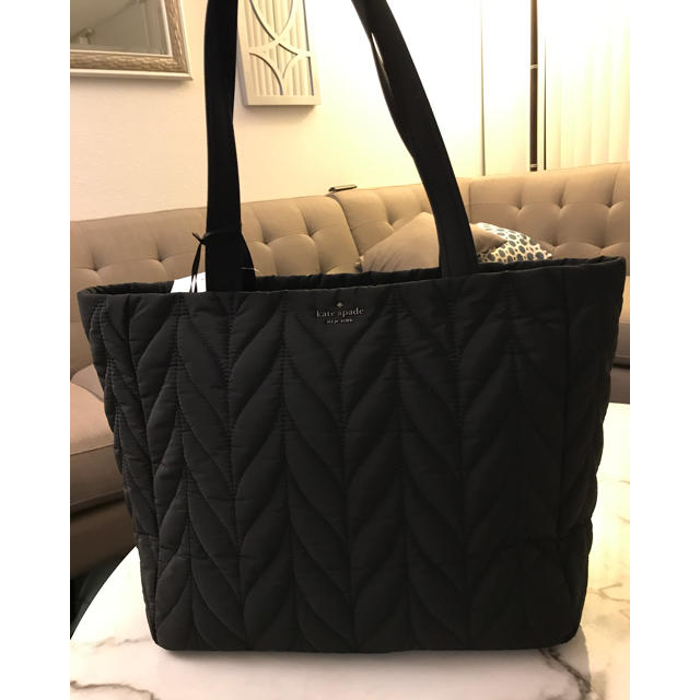 kate spade new york(ケイトスペードニューヨーク)のKate Spade New York large tote レディースのバッグ(トートバッグ)の商品写真