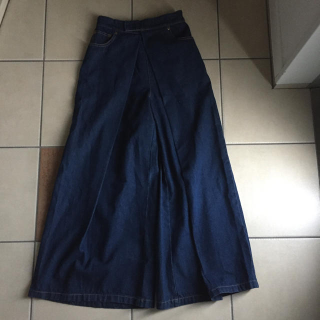 Crisp(クリスプ)の新品 未着 Crisp クリスプ front tuck buggy pants レディースのパンツ(デニム/ジーンズ)の商品写真