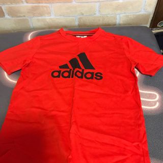 アディダス(adidas)のアディダス Tシャツ 140(Tシャツ/カットソー)