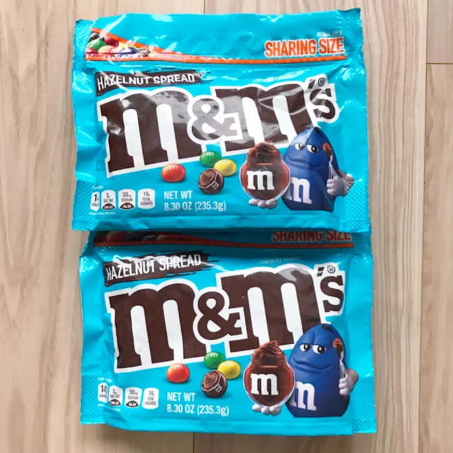 M&M(エムアンドエム)の日本未発売☆レア☆m&m's・ヘーゼルナッツスプレッド・272.2g×2個 食品/飲料/酒の食品(菓子/デザート)の商品写真