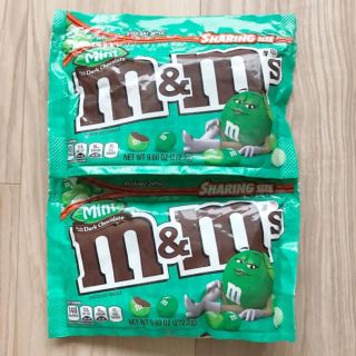 エムアンドエム(M&M)の 日本未発売☆レア☆m&m's・チョコミントフレーバー・272.2g×2個セット(菓子/デザート)