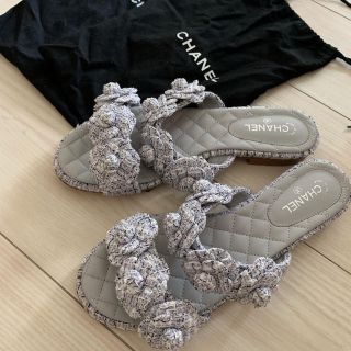 シャネル(CHANEL)のシャネル カメリア ミュール(ミュール)