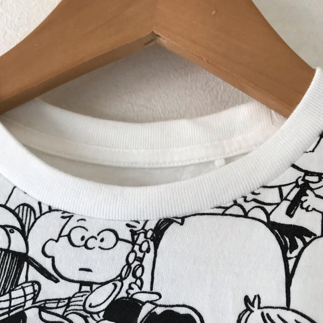 UNIQLO(ユニクロ)のユニクロ スヌーピー Tシャツ 110 キッズ/ベビー/マタニティのキッズ服男の子用(90cm~)(Tシャツ/カットソー)の商品写真