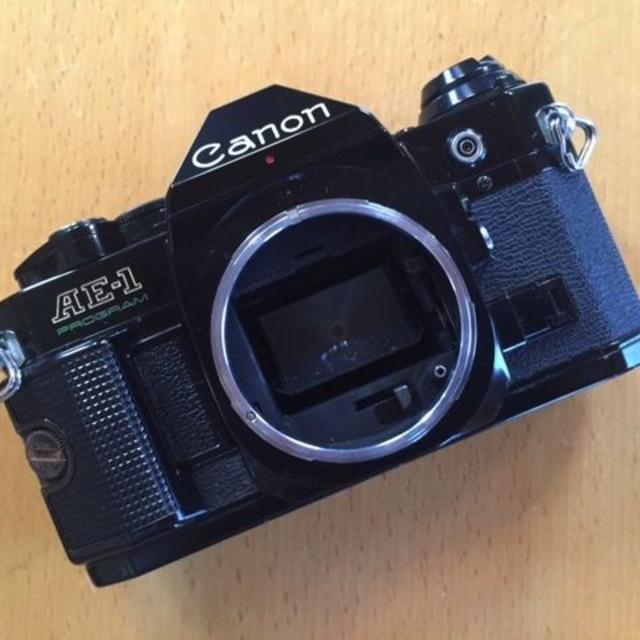 キャノン Canon ae-1 プログラム ブラックボディ ジャンク品 スマホ/家電/カメラのカメラ(フィルムカメラ)の商品写真