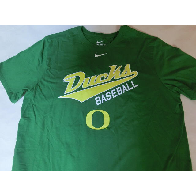 NIKE(ナイキ)のナイキ USカレッジ【OREGON DUCKS】BASEBALL T US XL スポーツ/アウトドアの野球(ウェア)の商品写真