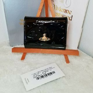 ヴィヴィアンウエストウッド(Vivienne Westwood)の【新品/未使用/正規品】ヴィヴィアン・ウエストウッド/折り財布/黒/エナメル(財布)