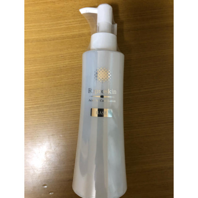 リプロスキン base 化粧水200ml b コスメ/美容のスキンケア/基礎化粧品(化粧水/ローション)の商品写真