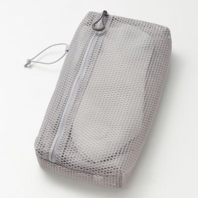 MUJI (無印良品)(ムジルシリョウヒン)の【10%OFF】無印良品 立体メッシュタテに使える仕分けケース・Ｓ　ライトグレー レディースのファッション小物(ポーチ)の商品写真