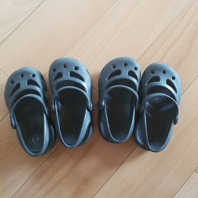 crocs(クロックス)のクロックス ガールズ サンダル シューズ キッズ/ベビー/マタニティのベビー靴/シューズ(~14cm)(サンダル)の商品写真