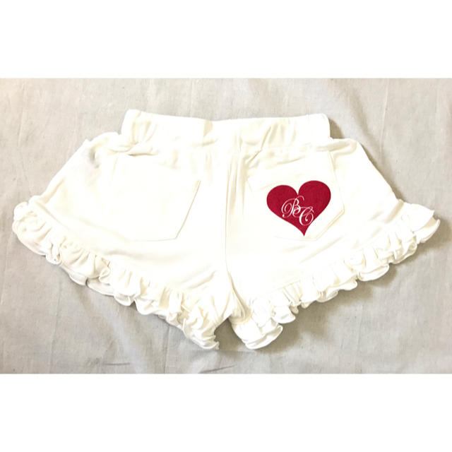 BANANA CHIPS(バナナチップス)の🌷junco様専用BANANA CHIPS 新品 ショートパンツ 150 キッズ/ベビー/マタニティのキッズ服女の子用(90cm~)(パンツ/スパッツ)の商品写真