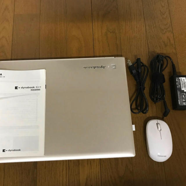 東芝 dynabook T75/EGS 1