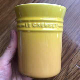 ルクルーゼ(LE CREUSET)の専用ルクルーゼ✨カトラリースタンド✨ソレイユイエロー(収納/キッチン雑貨)