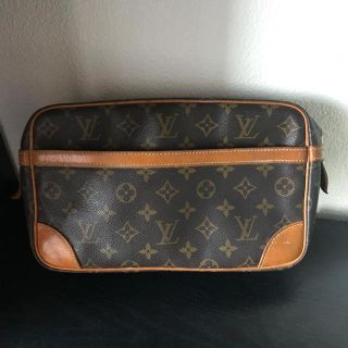 ルイヴィトン(LOUIS VUITTON)のついなー様専用 ヴィトン  モノグラム  セカンドバッグ  軽度のベタ(セカンドバッグ/クラッチバッグ)