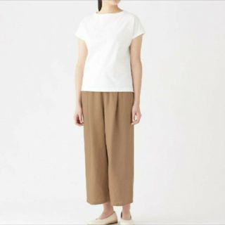 ムジルシリョウヒン(MUJI (無印良品))の▼新品▼無印良品フレンチリネンイージーワイドパンツ／クロップド丈／キャメル／Ｌ(クロップドパンツ)