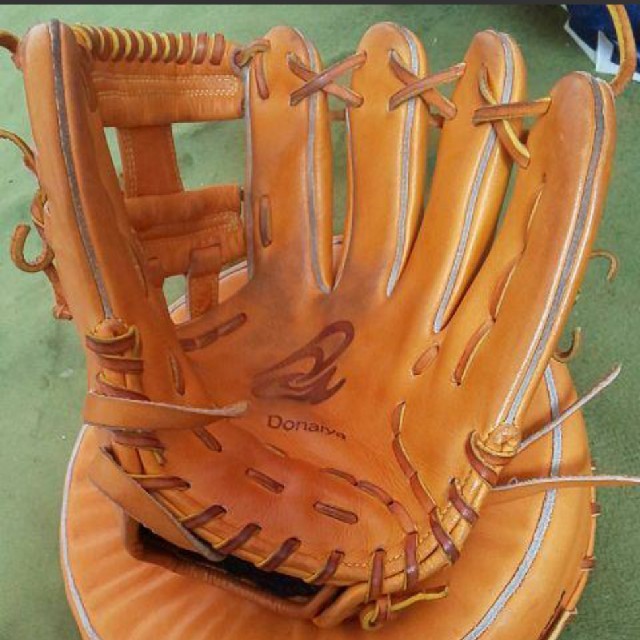 ドナイヤ 一般軟式用 山田哲人モデル 野球 グローブ グローブ ドナイヤ 一般軟式用 山田哲人モデル 野球 グローブ グローブ