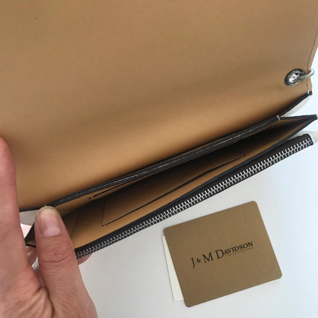 J&M DAVIDSON(ジェイアンドエムデヴィッドソン)の新品 J&M DAVIDSON チェーンウォレット 長財布 j&mデヴィッドソン レディースのファッション小物(財布)の商品写真