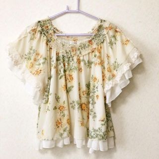 アクシーズファム(axes femme)のアクシーズファム 花柄トップス(カットソー(半袖/袖なし))