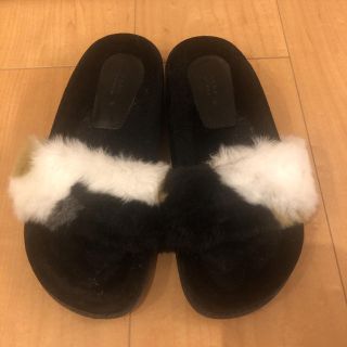 ザラ(ZARA)のZARA ザラ ファーサンダル 36(サンダル)