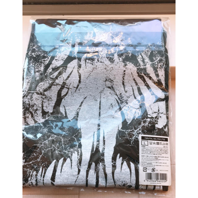 BABYMETAL(ベビーメタル)のベビーメタル 「BRUTAL BIG FOX」Tシャツ Lサイズ メンズのトップス(Tシャツ/カットソー(半袖/袖なし))の商品写真