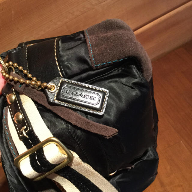 COACH(コーチ)のCOACH ハンプトンズウィークエンド ショルダーバッグ レディースのバッグ(ショルダーバッグ)の商品写真