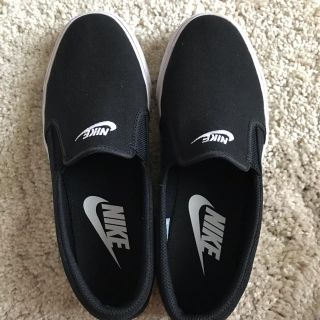 ナイキ(NIKE)のNIKE スリッポン(スニーカー)