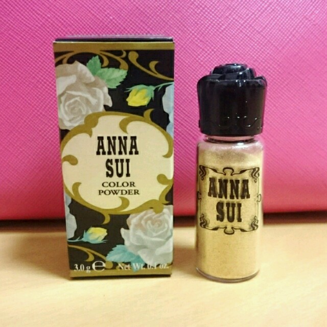 ANNA SUI(アナスイ)のANNA SUI🌹パウダーシャドウ  コスメ/美容のベースメイク/化粧品(アイシャドウ)の商品写真