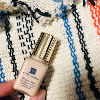 エスティローダー(Estee Lauder)のダブルウェアファンデーション(ファンデーション)