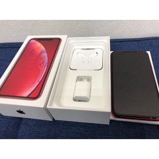 アップル(Apple)の（ほぼ未使用） iPhone XR RED au 128GB バッテリー100%(スマートフォン本体)