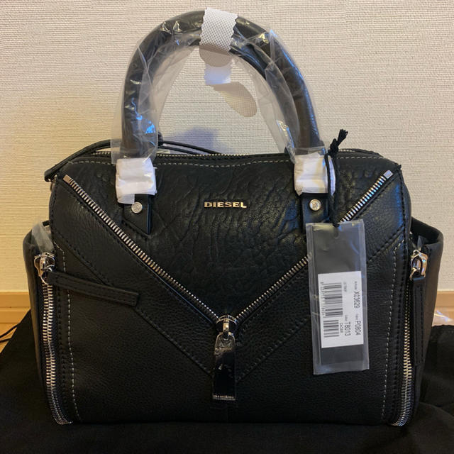 ハンドバッグ値引き不可！Diesel zipper le trasy！新品未使用品