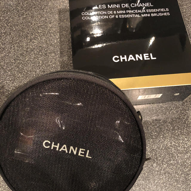 CHANEL シャネル ミニブラシセットポーチファッション小物