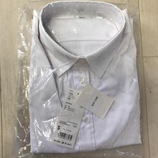 ユニクロ(UNIQLO)のユニクロ 白シャツ S 長袖 レディース 未使用品(シャツ/ブラウス(長袖/七分))