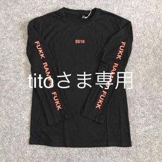 袖長☆新品☆オレンジ色ロゴロンT☆ホワイト、ブラック(Tシャツ/カットソー(七分/長袖))