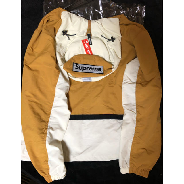 Supreme シュプリーム
2-tone zip up jaket Gold