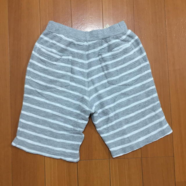 GU(ジーユー)のGU ハーフパンツ 130㎝ キッズ/ベビー/マタニティのキッズ服男の子用(90cm~)(パンツ/スパッツ)の商品写真