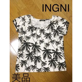 イング(INGNI)の限定値下げ！美品！INGNI トップス Tシャツ ボタニカル(カットソー(半袖/袖なし))