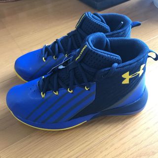 アンダーアーマー(UNDER ARMOUR)の新品 アンダーアーマー バスケット シューズ23cm(シューズ)