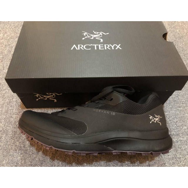 ARC'TERYX(アークテリクス)のアークテリクス NORVAN LD GTX ウィメンズ 24.5cm 新品未使用 レディースの靴/シューズ(スニーカー)の商品写真