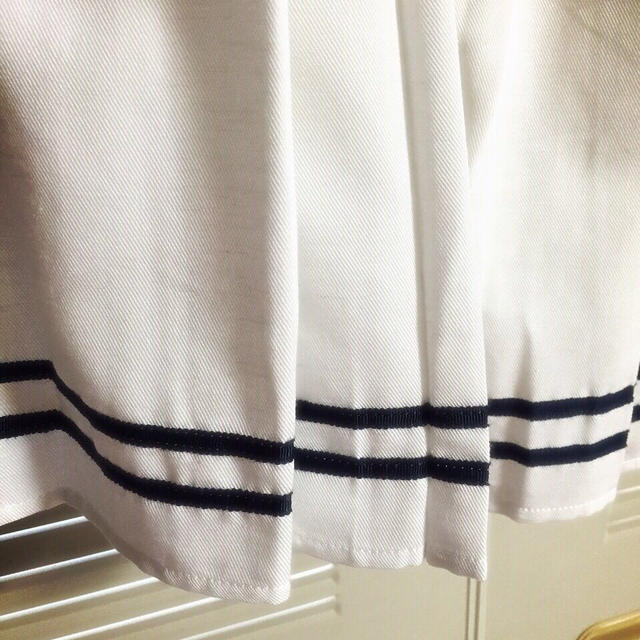 THE EMPORIUM(ジエンポリアム)のThe emporium♡新品スカート レディースのスカート(ひざ丈スカート)の商品写真