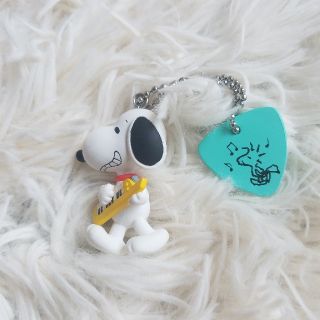 ピーナッツ(PEANUTS)のスヌーピーSNOOPY　ストラップ キーホルダー(キャラクターグッズ)