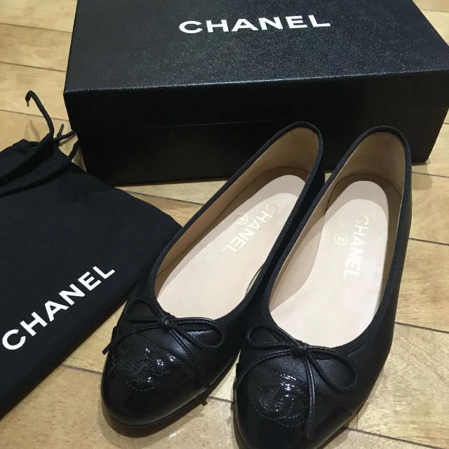 CHANEL(シャネル)のシャネル バレリーナ フラット シューズ レディースの靴/シューズ(バレエシューズ)の商品写真