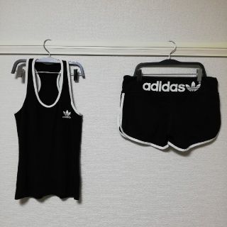 アディダス(adidas)のadidas　タンクトップ(タンクトップ)