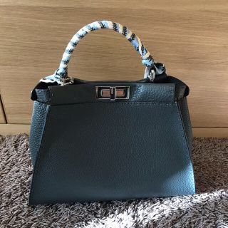 フェンディ(FENDI)の★burocori様専用★ フェンディ セレリア ピーカブー レギュラー (ハンドバッグ)