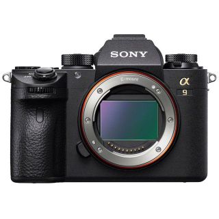 ソニー(SONY)のSONY α9 ILCE-9 ボディ + SEL70200GM　セット(ミラーレス一眼)